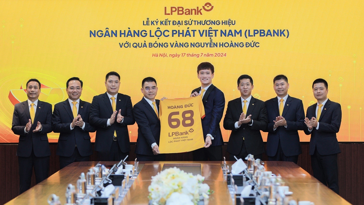 qua bong vang hoang Duc duoc lua chon lam Dai su thuong hieu ngan hang lpbank hinh anh 2