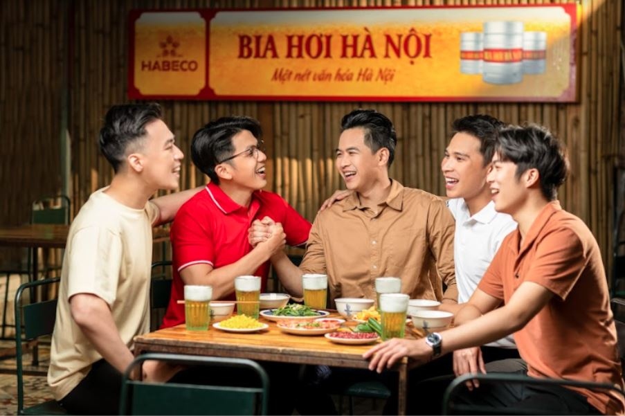 bia hoi ha noi - vi bia gan ket nhung khoanh khac ngay he hinh anh 2